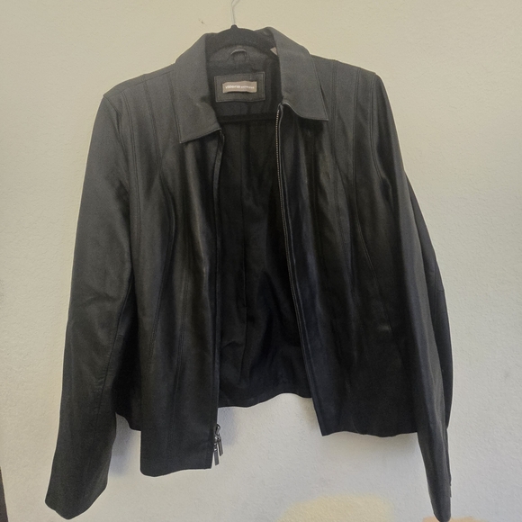 Classic Black Leather Jacket - Picture 4 of 10